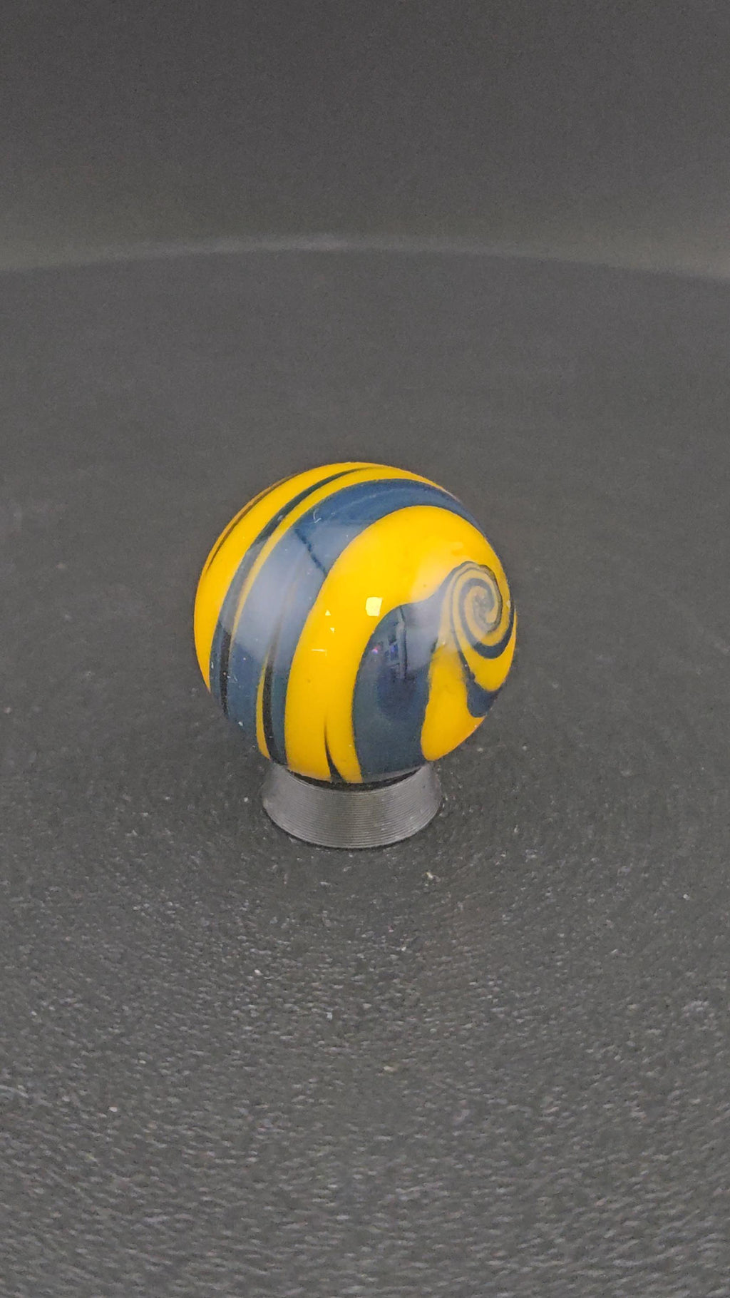 Handmade Glass Art Marble, Contemporary Swirl Design A4 (0.9")
